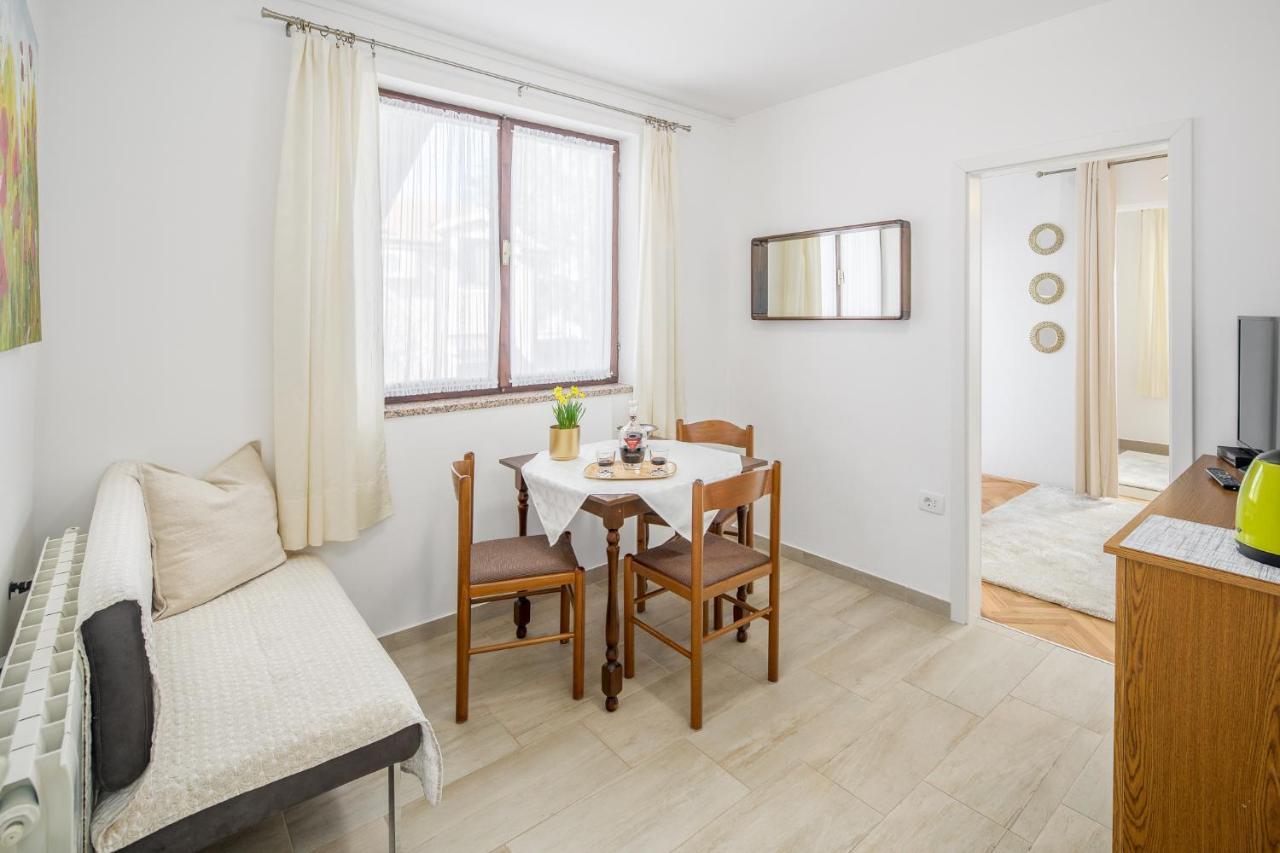 Apartments Villa Katana Porec Exterior photo